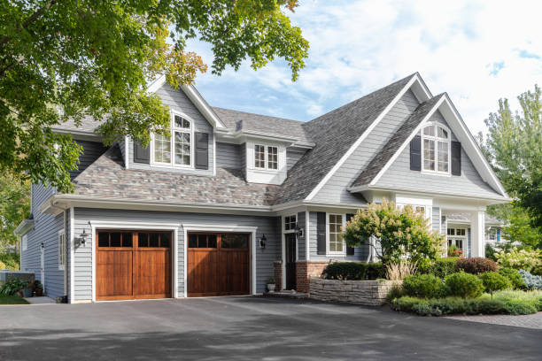 Best Roof Maintenance and Cleaning  in Tupelo, MS